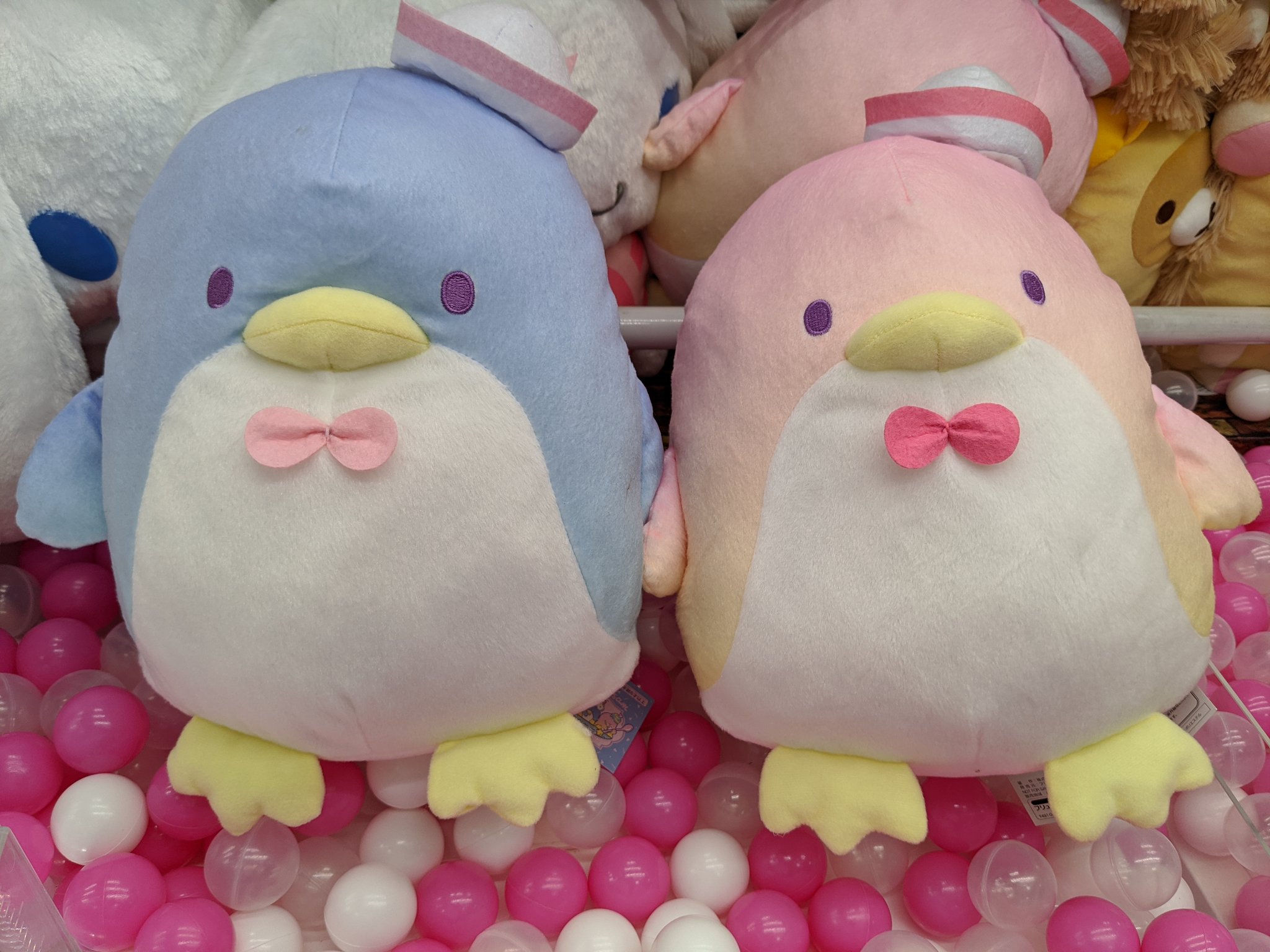 アミューズメントゾーン北上店 タキシードサム ｂｉｇぬいぐるみ こちらも登場しております サンリオキャラクターズ人気ですね 他のキャラクターも沢山いるので チェック忘れずにっ サンリオ タキシードサム 岩手 北上 花巻