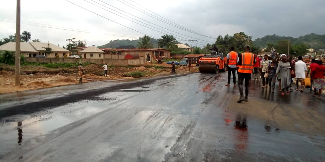 ekitirevenue's tweet photo. #NigeriaNews
#EkitiUpdates
#PayYourTax
#TaskTheGovernment
Let @ekitistategov make your tax work for you 🤗
This is Ureje Bridge Poly Road Ado Ekiti almost Completed.
Though a Federal Road, kudos👍 to Gov. @kfayemi for his intervention and response to make the road accessible. https://t.co/5lLknTrBgg