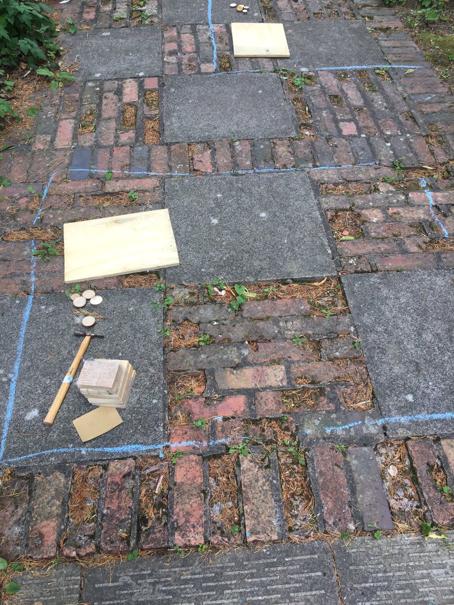CETBrum's tweet photo. Getting ready for the first outdoor ArtPad session @Perrottsfolly with @ReFutureC!! Greening up their homes by making little planters for herbs and flowers 💐. #learningoutdoor #gardening https://t.co/YjdtPO9bE6