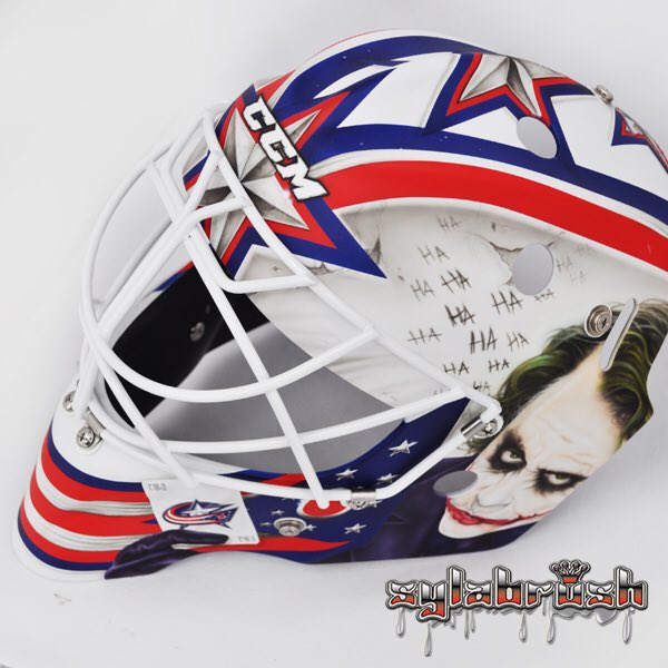 Sylabrush's tweet photo. #NHLIsBack The Joker portrait on Kivi’s mask!!! 🃏 #ColumbusBlueJackets 💣💥#MatissKivlenieks #SylabrushAirbrush #CCMMask https://t.co/8vbqsS8Uf3