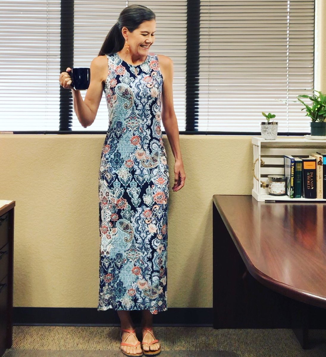 Over50Fashion's tweet photo. I am loving this @Chicos dress! Perfect for the office but feels like jammies! ❤️ https://t.co/E7ZwiiCTqM