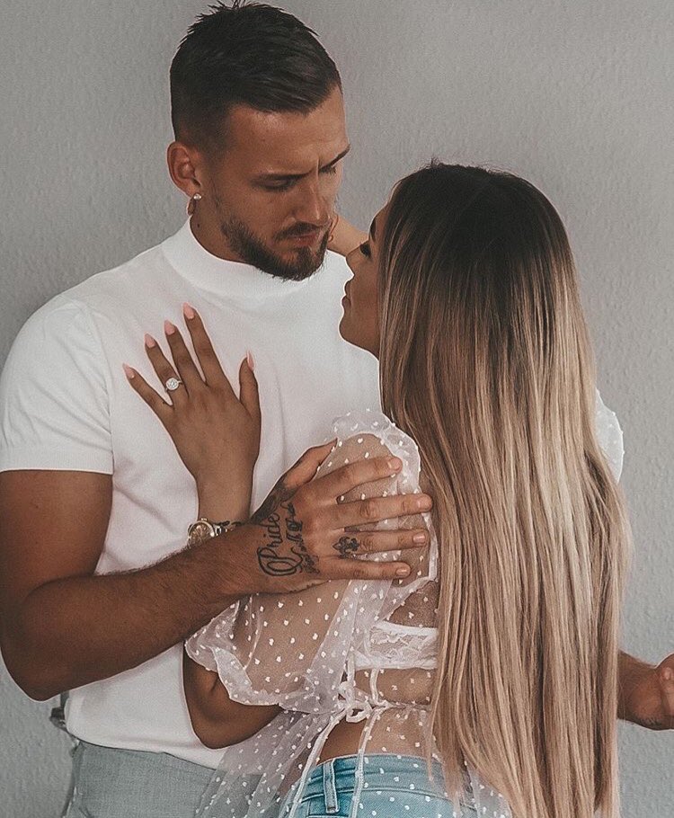 adrienegotitall's tweet photo. So in love and so amazingly happy w my luv! Luv is truly beautiful w your right soulmate its never to late https://t.co/lH7u1hHJxp