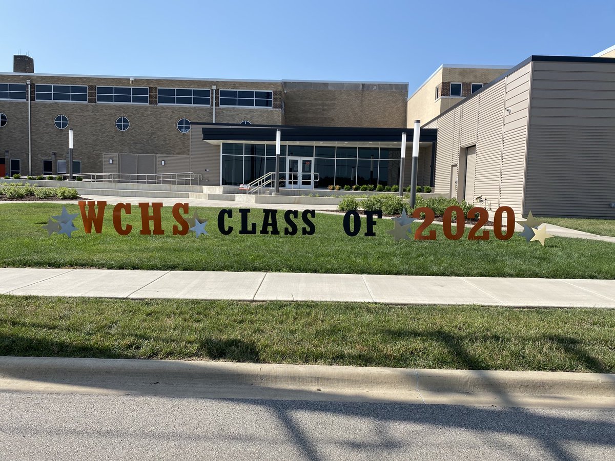 wchs_kstevens's tweet photo. Graduation Day! Congrats Class of 2020! #pantherpride https://t.co/QE7QMTdaKJ