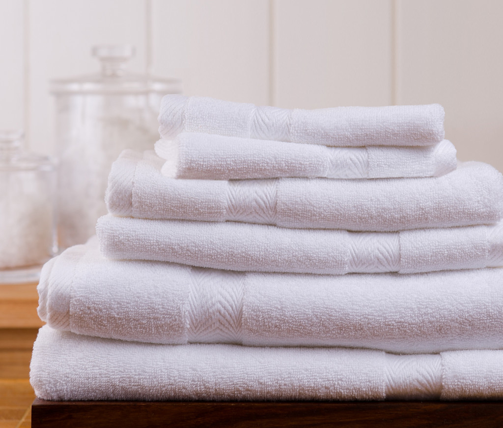 TurkishTowelCom's tweet photo. Did you know that you shouldn't use fabric softeners on your towels? Check out our towel care guide to learn why: https://t.co/K96AcGNvpw https://t.co/aT0Lg8Cic1