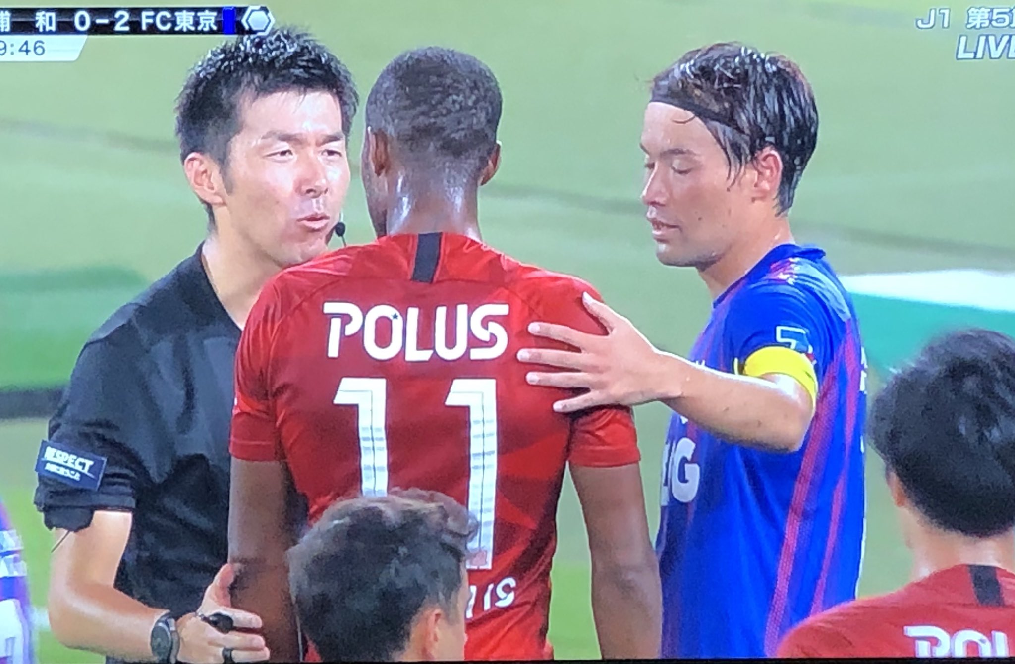 あおい 荒木友輔 Pr マルティノス しっかりと 注意 をする 川俣秀レフェリー 第４審判 大槻剛監督 しっかりと状況を説明をする T Co Kwgquremsz Twitter