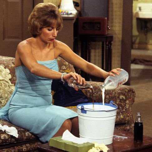 Super70sSports's tweet photo. God only knows how many kids tried a glass of milk and Pepsi because of Laverne DeFazio. I know I did. https://t.co/Bq8heHN2gZ