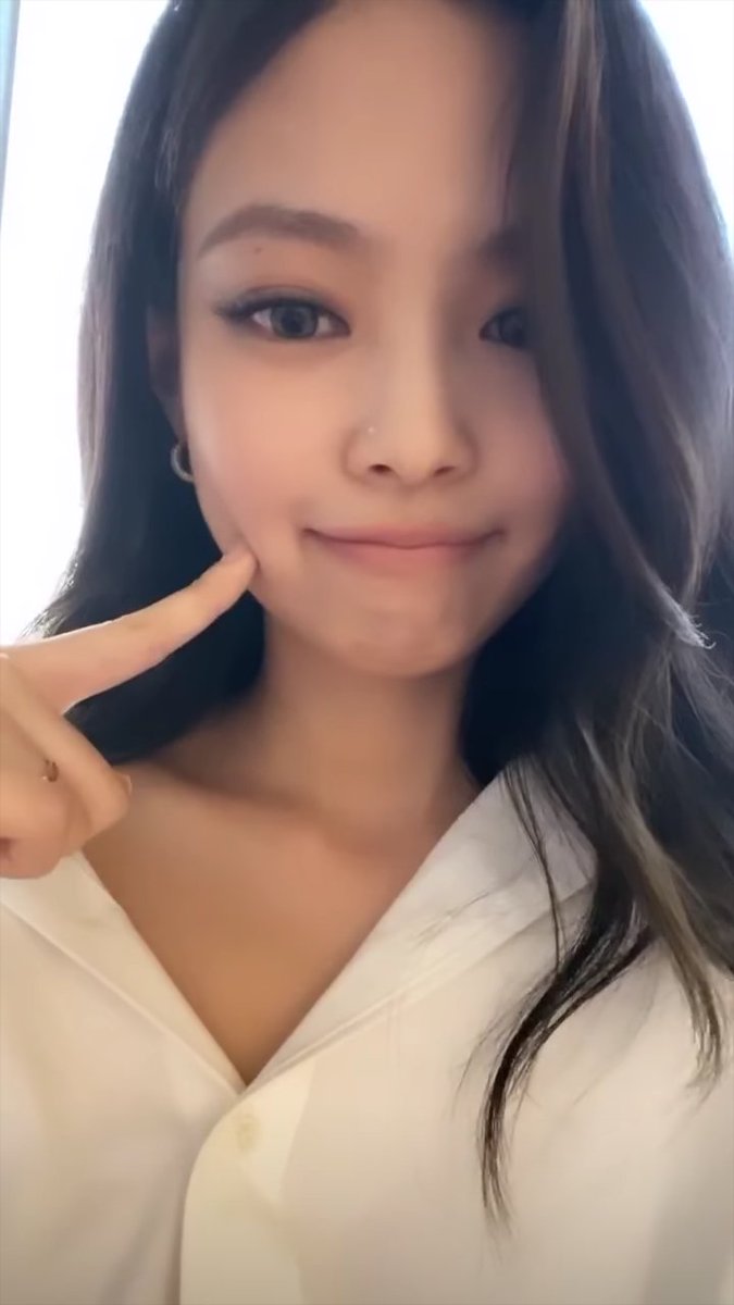 ShanMay's tweet photo. @BLACKPINK 
#jennie
I could die in this moment https://t.co/vI1b5lGF4K