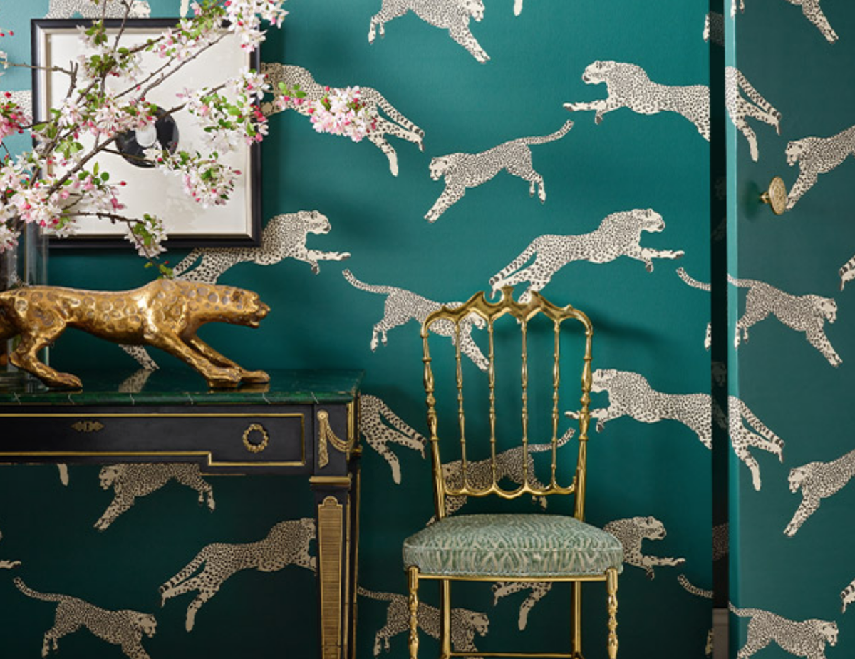 DW_LosAngeles's tweet photo. This #iconic pattern has been reimagined with #Cheetahs leaping across your walls - available in vibrant shades like evergreen, bubblegum pink and sweet baby blue. 

#wallpaper #wallcoverings #interiordesign #homedesign #homeremodel #modernhomes #modernwalls https://t.co/A3ugNc6J1t