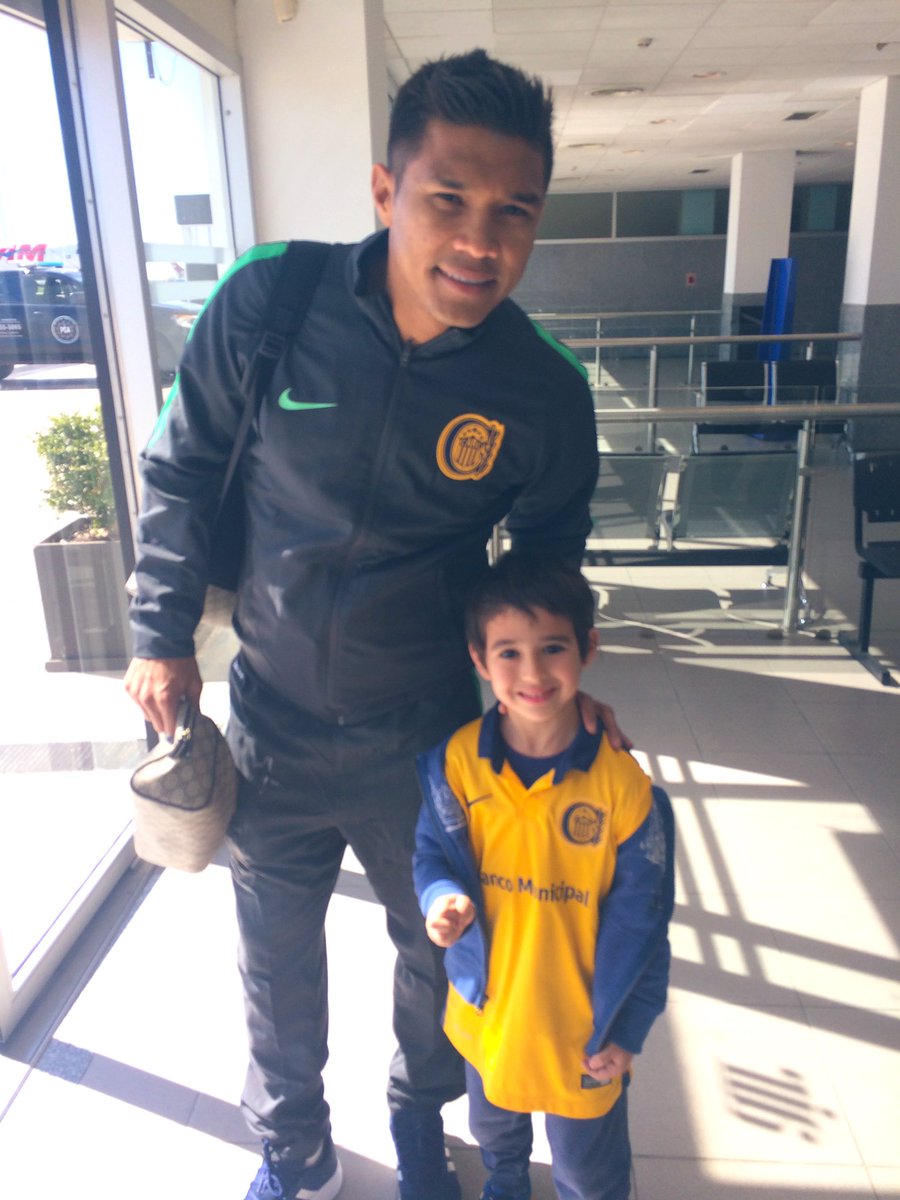 BrunoDondo's tweet photo. ⚽️💛💙⚽️ https://t.co/akhVb7n616