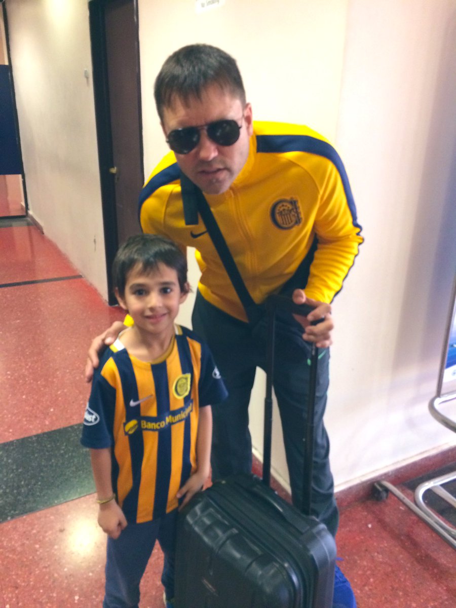 BrunoDondo's tweet photo. ⚽️💛💙⚽️ https://t.co/akhVb7n616