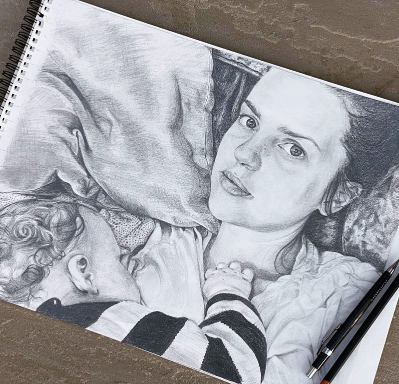 Our beautiful, talented daughter Chloe creating some amazing #portraits! Please like and share her page 😘
Taking commissions now for oil and pencil drawings ✏️🎨facebook.com/chloealiceport… #proudmum ❤️ <a href="/local_food/">Deliciously Yorkshire</a> <a href="/NigelBarden/">Nigel Barden</a> <a href="/TimBulmerArtist/">Tim Bulmer Artist</a> <a href="/LemonZestful/">Jennifer Middleton</a>