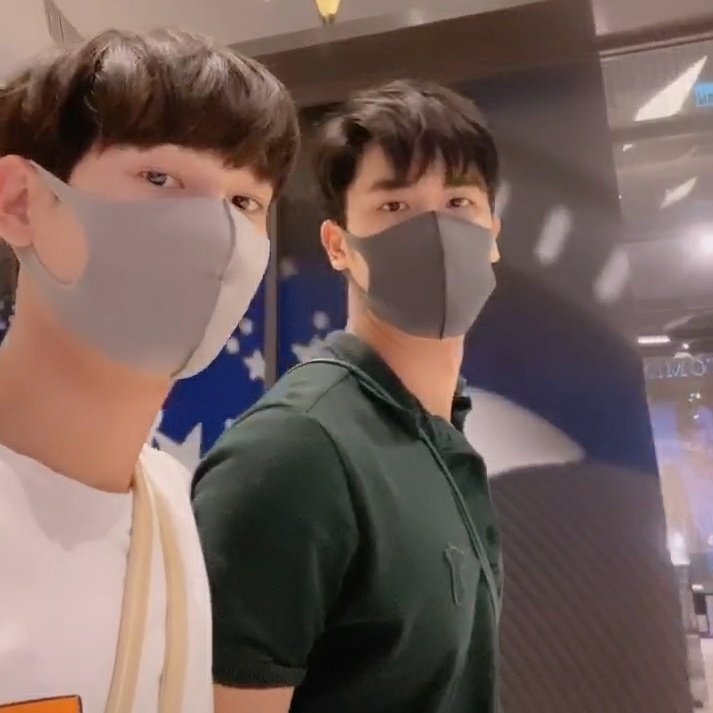 zopel_elocin's tweet photo. #OffArm &amp; #TayGun fun day today but why not hang out together as #OGTA again. Sounds good right? Miss seeing them together. 💙💛💚💚 https://t.co/eJJmpOjQbt