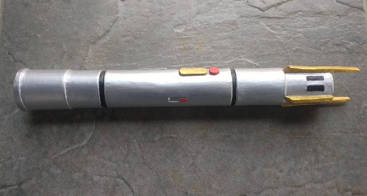 franharmonica's tweet photo. Cay Qel-Droma's lightsaber
#cayqeldroma #lightsaber #jedi #jediknight #sith #sithlord #talesofthejedi #lightsideoftheforce #darksideoftheforce #starwars #starwarscomic #replica #starwarslegends #expandeduniverse https://t.co/wJyrz4ZVkR