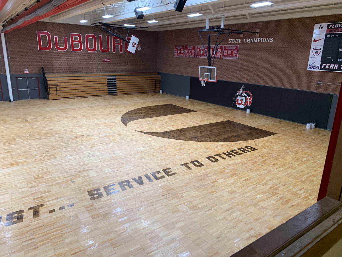 MidWestFloorSTL's tweet photo. Did you know our expertise includes installing new or refinishing old #gymfloors? We had the honor of doing a #gymrefinish for @BishopDuBourg this week! If you’ve got a gym project, contact us to learn more. #newgymfloors #readyforbasketball https://t.co/fDnpOxw4Ly