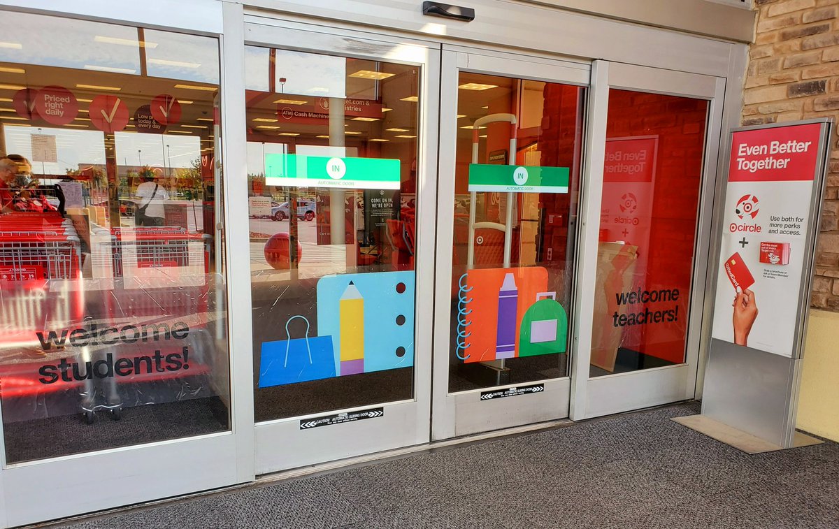 PattonShalee's tweet photo. T2095 is PERFECTLY prepared for back to school. Are you?❤🎒📚✏ https://t.co/YJFbxfpuRk