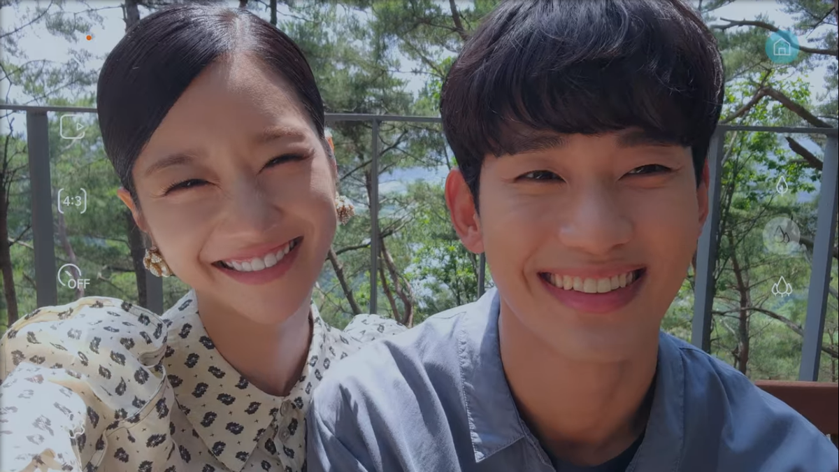 iconickdramas's tweet photo. here's the hd selca photos of mun yeong and gang tae for an instant serotonin boost

#itsokaytonotbeokay
#itsokaytonotbeokayep9 https://t.co/l1166OxKXN