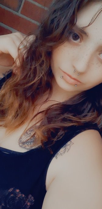 For the next 10 days 20 people will be able to get my onlyfans for 40% off!  Hurry up while spots still<a href="/tag/hunger"class="tags"><span>#hunger</span></a><a href="/tag/spoilme"class="tags"><span>#spoilme</span></a><a href="/tag/buymynudes"class="tags"><span>#buymynudes</span></a>