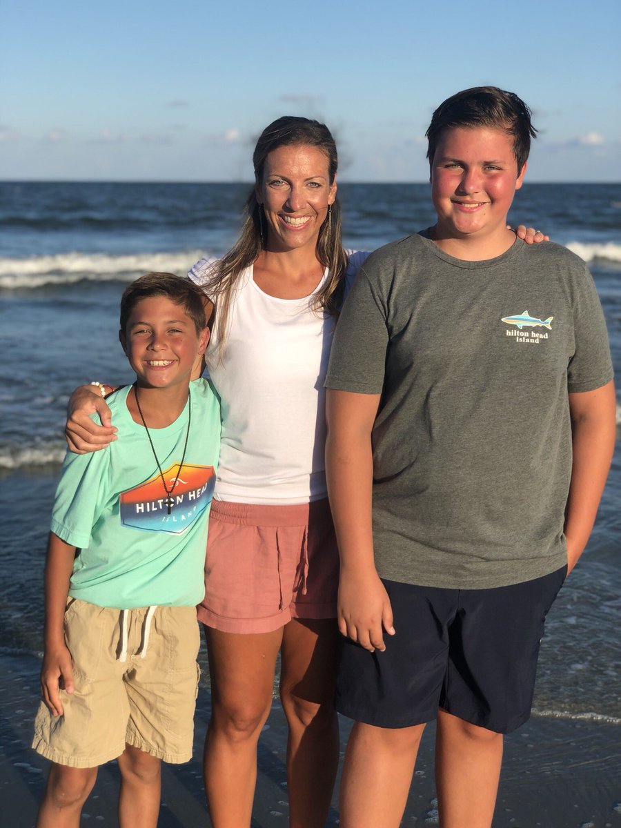 TeamLevi30's tweet photo. Hilton Head 2020❤️ https://t.co/68wmfD6zwV