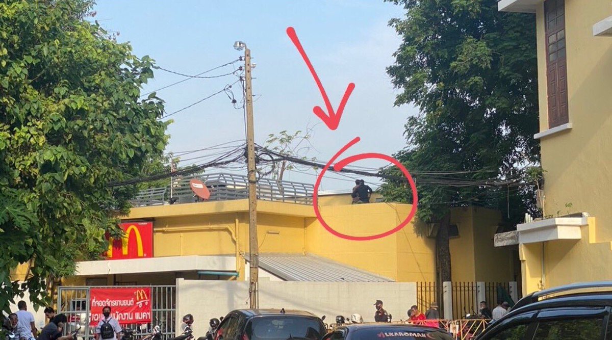 กระจายข่าว!!!!   มีคนซุ่มอยู่บน McDonail ระวังจุดนี้กันด้วยนะทุกคน
#เยาวชนปลดแอก