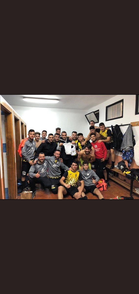 MontefrioCF's tweet photo. Hoy es el día. Cada vez queda menos para que ruede el balón.

RT si confiáis en este equipazo😍💪🏻 https://t.co/T4dP8kqpdw