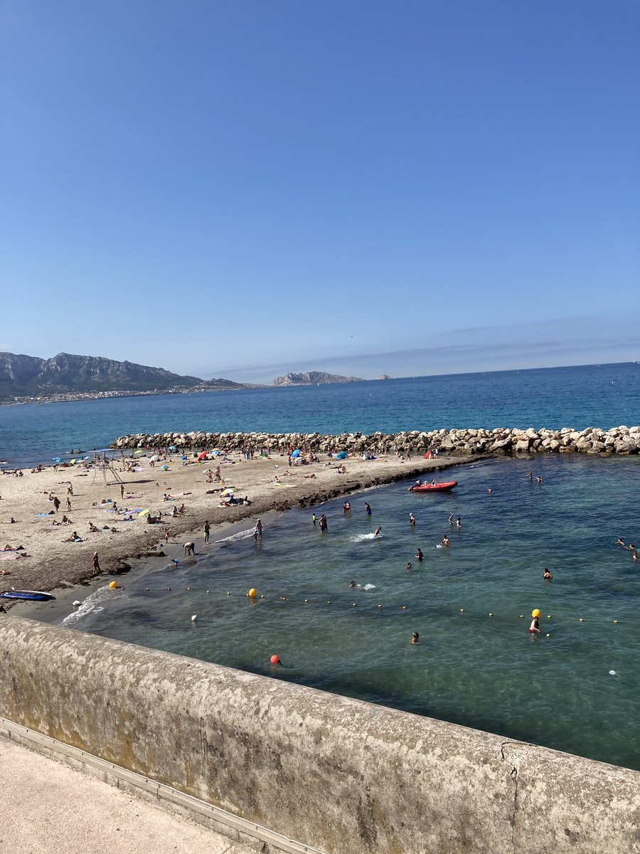 jcstragier's tweet photo. Marseille this morning https://t.co/vEuejrYrjK