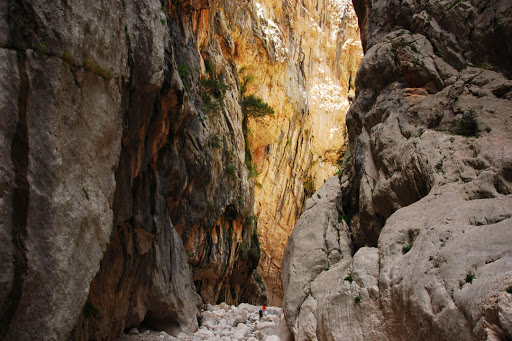 SardegnaG's tweet photo. #Google corregge le #mappe per il canyon de Su #Gorropu #Supramonte #Sardegna
https://t.co/2JCS4EZUNt https://t.co/uUMAaQ5rM4