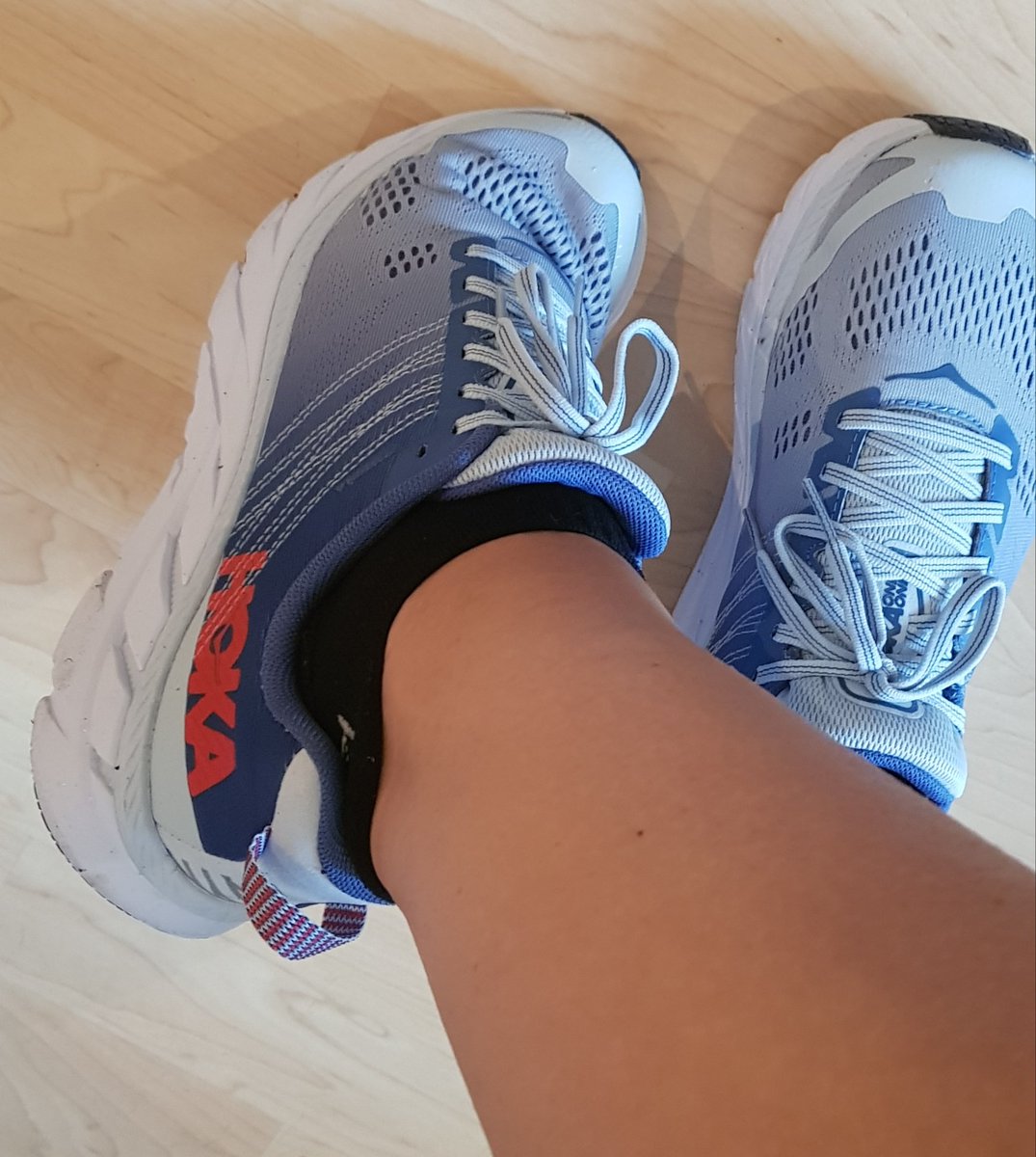 DebC1982's tweet photo. Today was finally #newshoeday away from the mud of the trails for an alternative route on the paths of Salford Quays for this #notparkrunday @HOKAONEONE @parkrunUK #clifton6 https://t.co/kBwaHKwB68