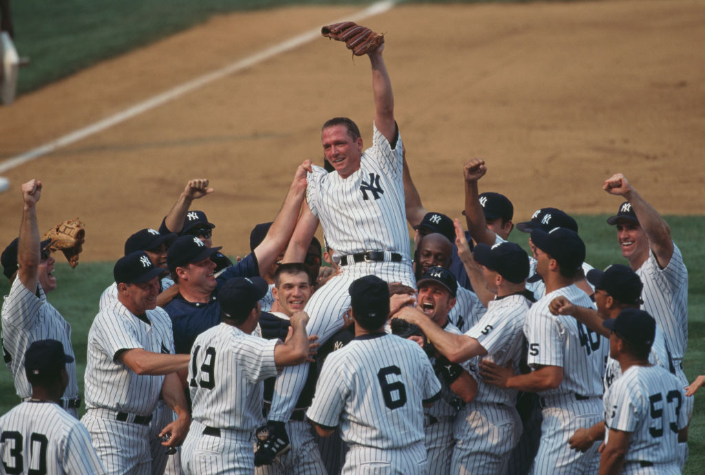 jfranklin2678's tweet photo. This day in 1999, @dcone36 pitched a perfect game against the Montreal Expos. It would also be the last shutout of his career.
Happy Anniversary, Coney. #DavidCone #PerfectGame #27Up27Down #BaseballImmortality #36 #HiredGun https://t.co/ru3xlwczFa