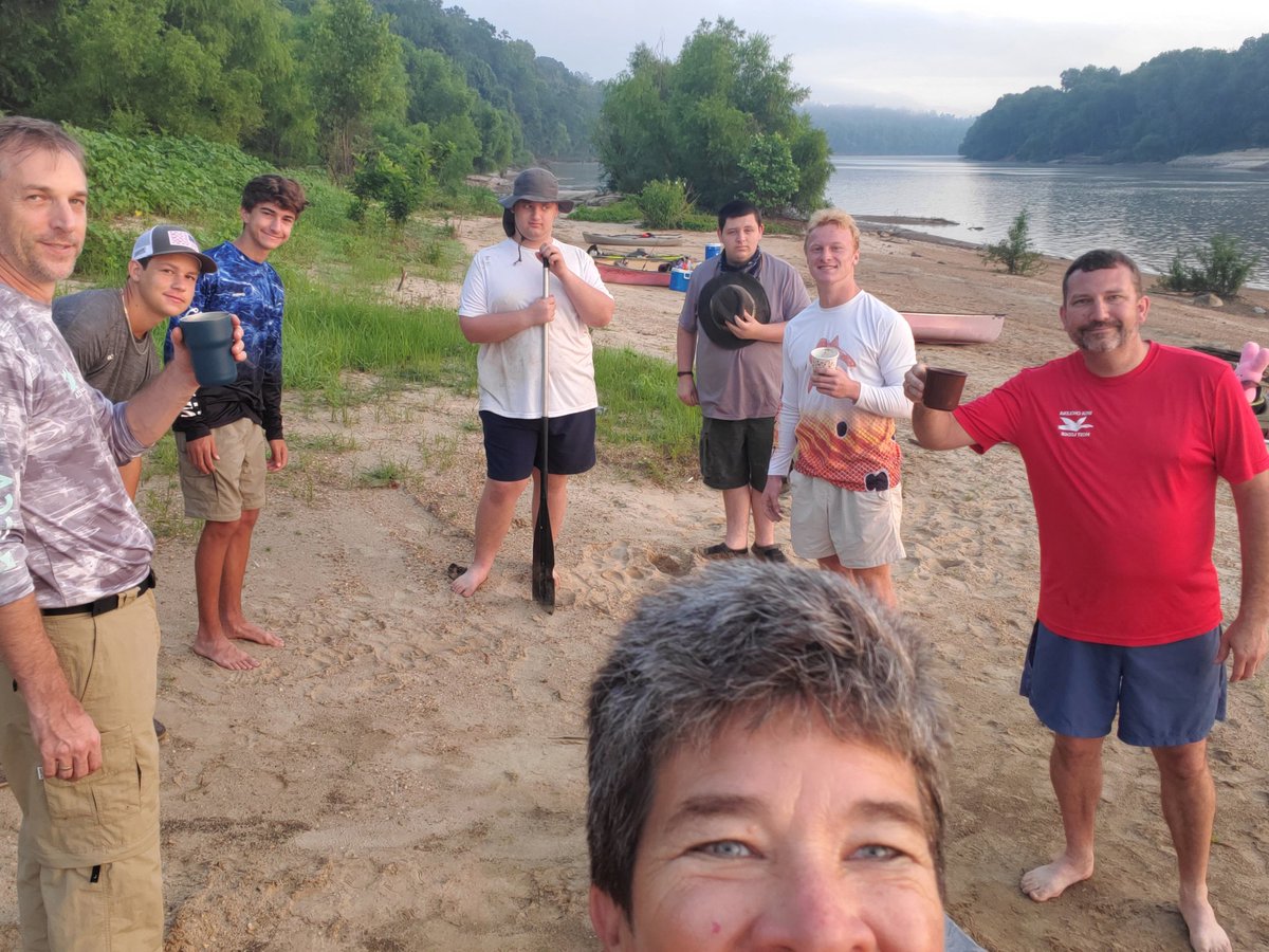 Good morning ready to roll on the Alabama River, but first.... Breakfast!!! Take care out there