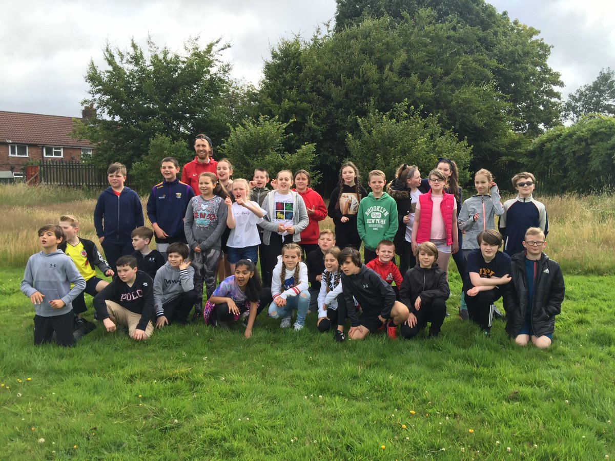 AshKnotty's tweet photo. We do apologise for spamming so many photos of Year 6 but they are just so fantastic! #workingthecamera https://t.co/qsvoZvoJUZ