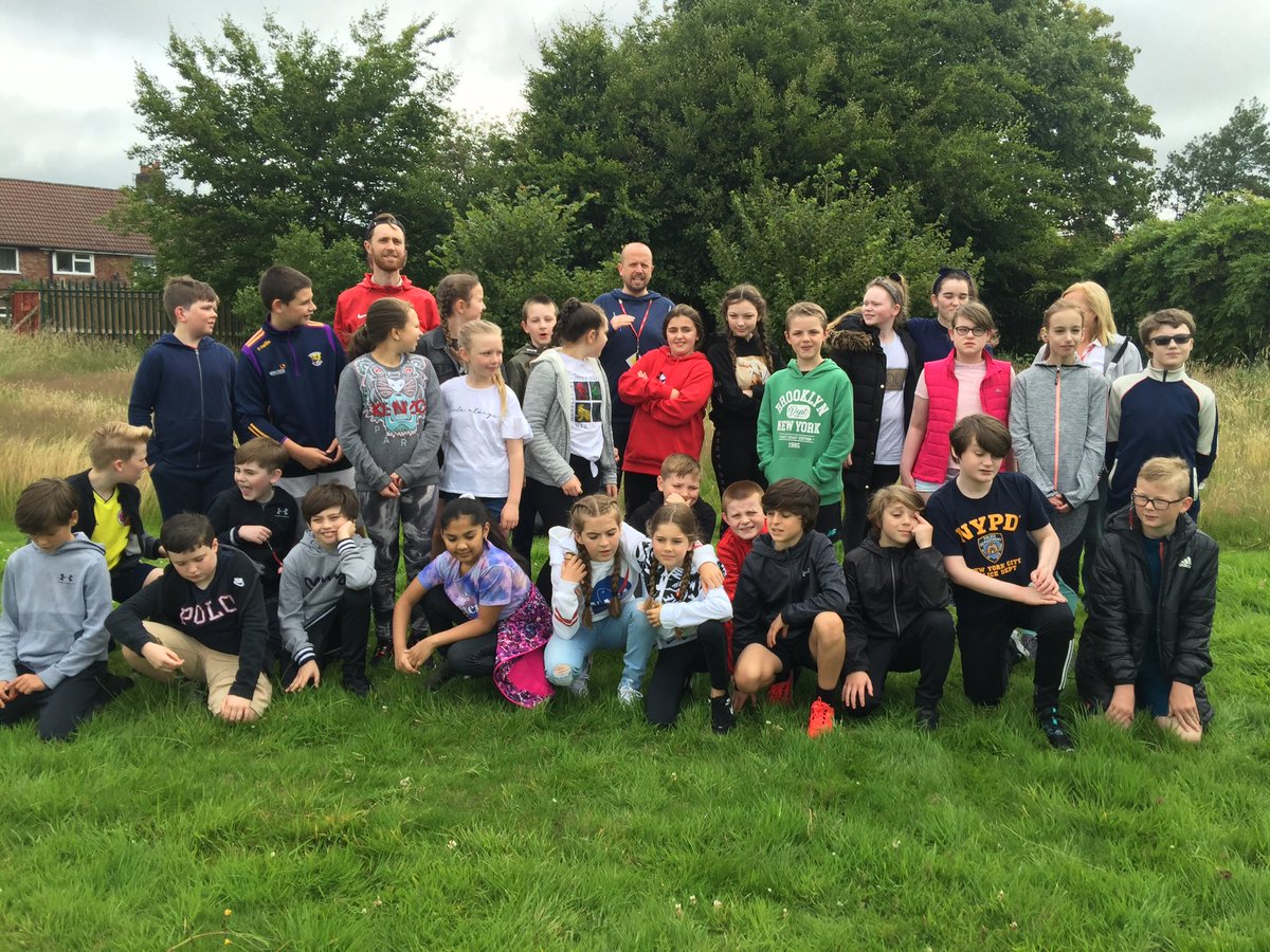 AshKnotty's tweet photo. We do apologise for spamming so many photos of Year 6 but they are just so fantastic! #workingthecamera https://t.co/qsvoZvoJUZ