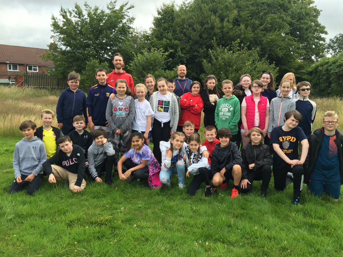 AshKnotty's tweet photo. We do apologise for spamming so many photos of Year 6 but they are just so fantastic! #workingthecamera https://t.co/4fp2ThlqqY