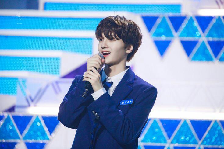 junhosluv's tweet photo. one year ago there was a boy who wanted to debut with his bestfriend together, then they made it.... but unfortunately they only had a little time to be together, eventhough they are separated by time.. we will always know that they will always support each other, we miss you..♡ https://t.co/hRagi8zQSZ