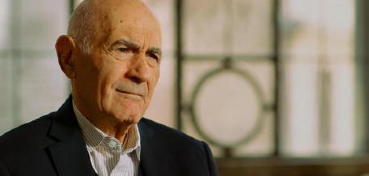 Oggi Sami Modiano, sopravvissuto ad Auschwitz, narratore prezioso, compie 90 anni. Gli giungano i nostri auguri, di cuore