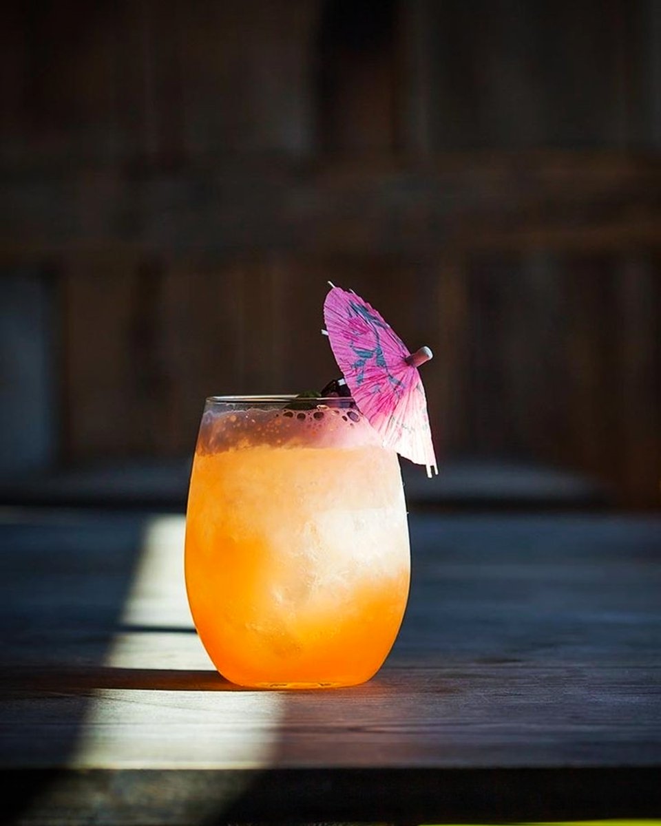 BotolPuran's tweet photo. Pineapple Banana Punch

#Punch #drink #drinks #cocktail #cocktails #bar #bartender #mixology #love #party #cocktailpic #BotolPuran #PanchPhoronKolkata #foodlover #cheers #sip #happyhour #cocktailparty #beverage #thirsty #letsdrink #rum #whisky #gin #vodka #whiskey https://t.co/eR88bzcX6j
