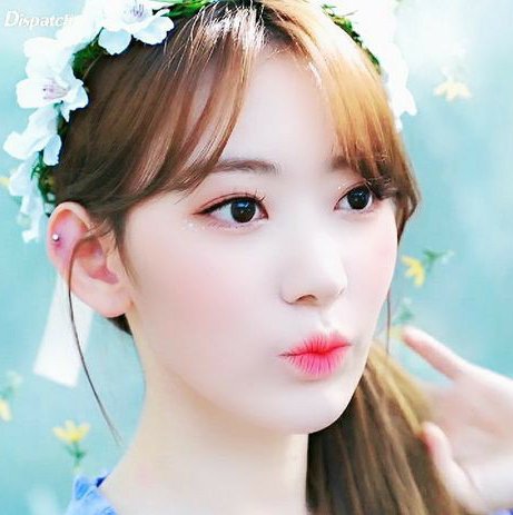 yellowwwiiing's tweet photo. IZ*ONE Miyawaki Sakura layout aesthetic pack, rt / love when you need saved this layout, thankyou https://t.co/L5x9N7fG2V