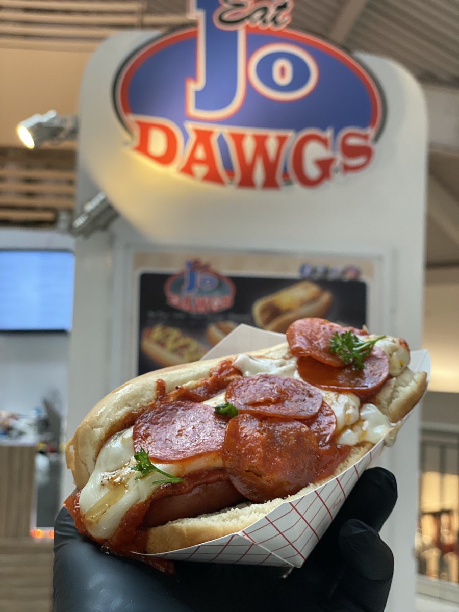 You haven’t had our #Italianmobdawg whaaaaaaa!!!!!!!!!   Why not??????  Come grab one Towneast Mall