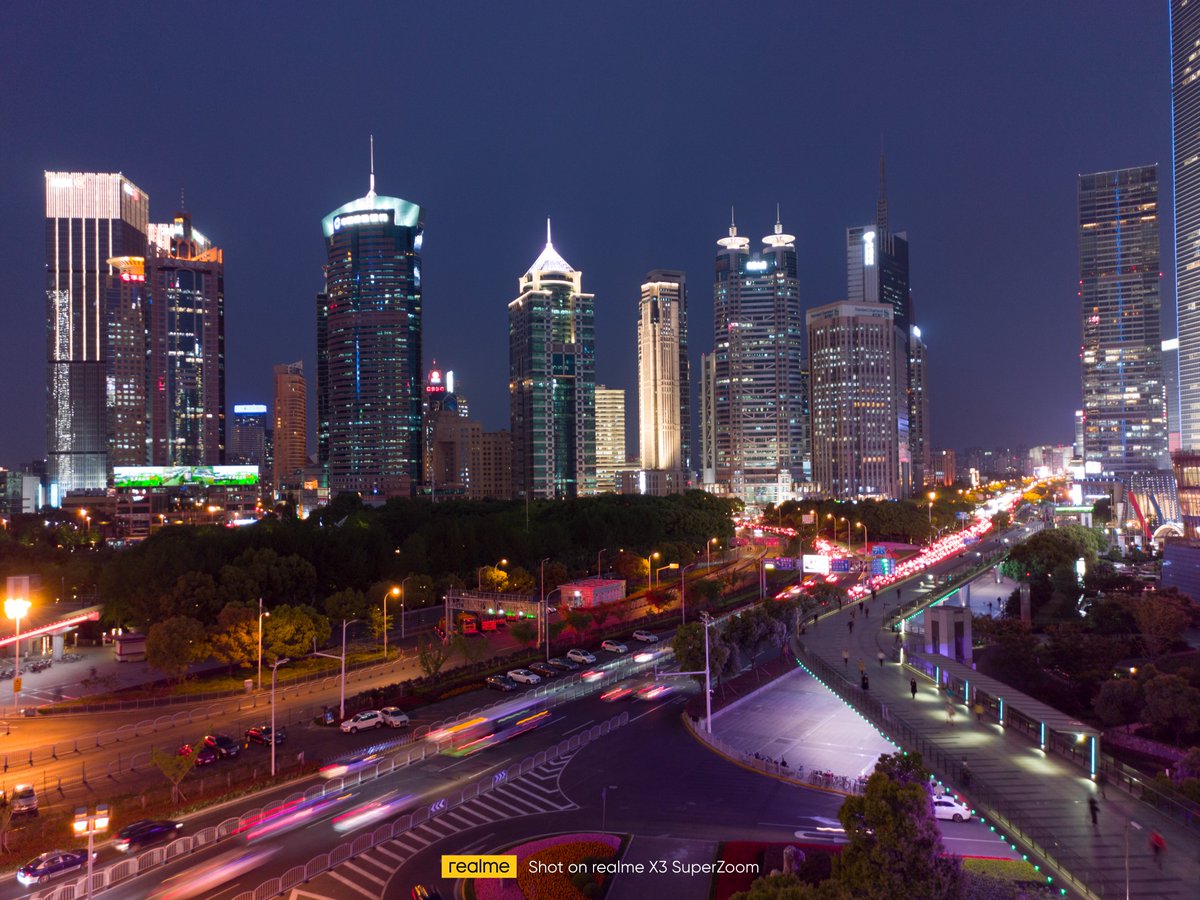 Dark sky and city lights- everything is captured with #realmeX3SuperZoom's Super Nightscape feature.
Experience flagship for only P24,990 now available in store near you!
bit.ly/realmePHOperat…
#SuperZoomSuperSpeed #realmePH