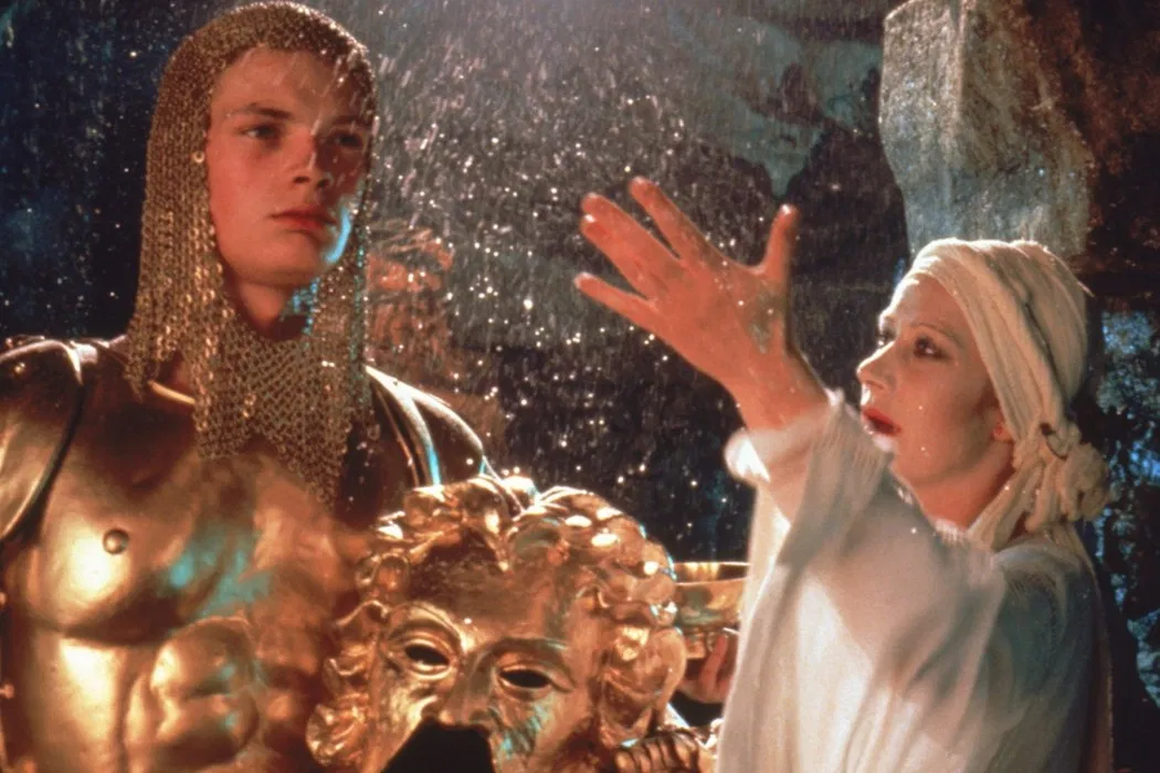 GoatLarp's tweet photo. @TheOneAzrai Just sayin' there is a fine precedent for that golden armor y'know! https://t.co/vxgEDxb15f