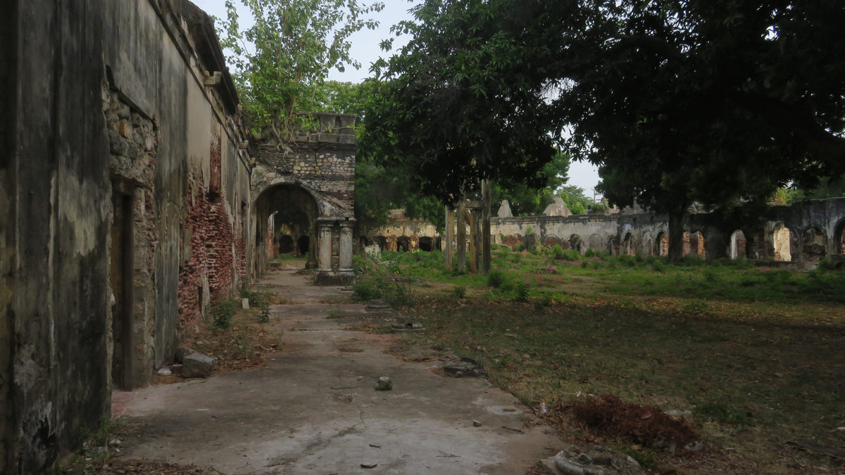 tropical_ceylon's tweet photo. British Government Agent Percival Ackland Dyke that bought the 27-acre property and commissioned the building of an administrative center.The administrative center became Jaffna Kachcheri, now known as the Old Kachcheri.#jaffna #oldkachcheri #kachcheri #northernsrilanka https://t.co/ImdVT3veAW