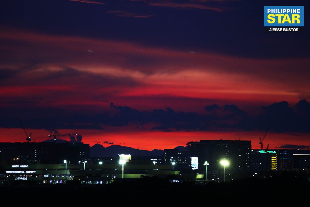 Paranaque Color Happy Saturday! The skies turn purple and orange during the sunset as ...