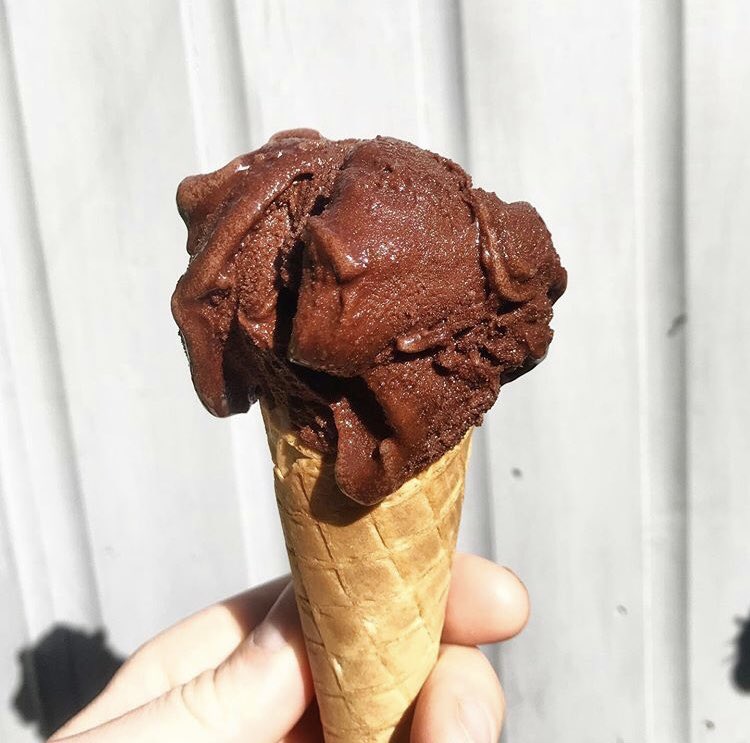CourageYard's tweet photo. Grab a scoop from #FieldsGelato today and tomorrow at #CourageYard!

🍦🍦🍦1:30-6pm today🍦🍦🍦

#TowerBridge #ShadThames #Artisan #Bermondsey https://t.co/u5aELYhOMe