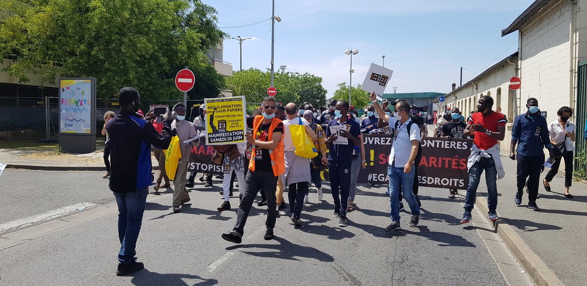 Marche des Solidarités tweet media