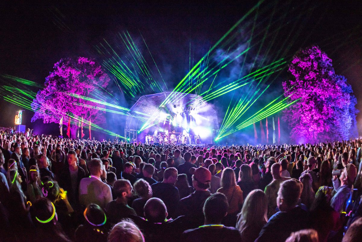 PearceHire's tweet photo. HAPPY SATURDAY EVERYBODY!

Today would have been our second show in the summer series of Classic Ibiza. We would have been show ready in Weston Park, Shropshire with our full production support.

#eventpower #eventprofs #technicalproduction #eventproduction #lighting #sound https://t.co/5JZkaN8qJR