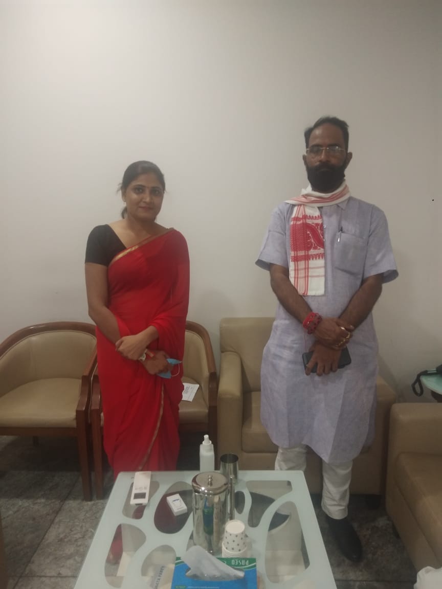 sudhasinghbjp's tweet photo. आज भाजपा राष्ट्रीय कार्यालय में माननीय संजय मयूख जी को बिहार विधानपरिषद का सदस्य चुने जाने पर मिल के बधाई दी,वैसे तो ये किसी पहचान के मौहताज तो नही,माननीय संजय मयूख जी बिहार भाजपा के प्रवक्ता के साथ राष्ट्रीय भाजपा टीम में प्रमुख कार्यभार संभालते है😊🙏 https://t.co/tmMlu5nBIC