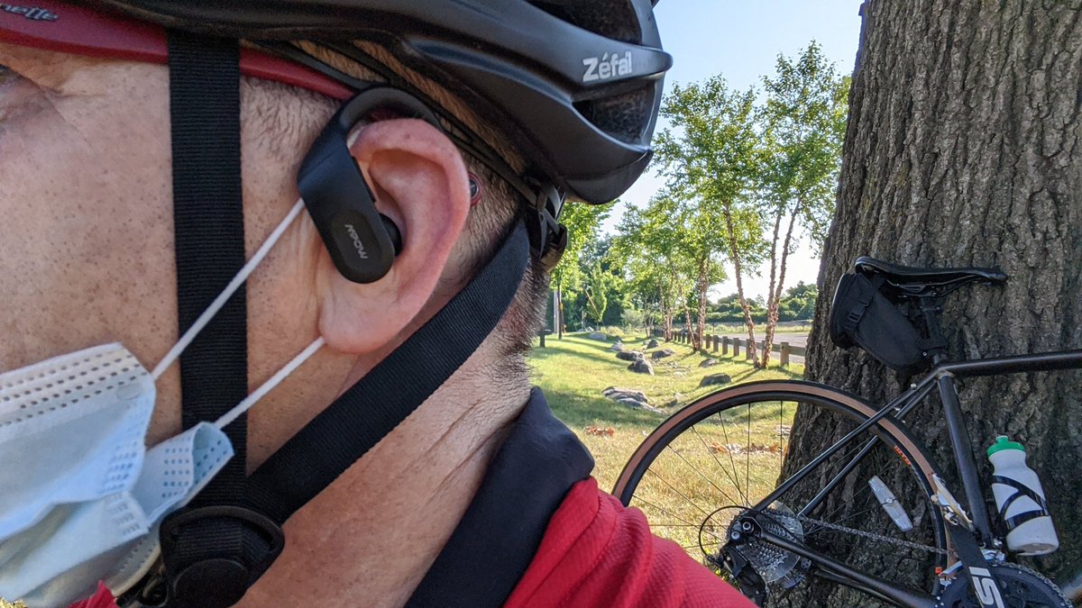 SoZenGadgets's tweet photo. #MPow Flame Pro a great #wireless #earbud #biking companion. Today's a gorgeous day for #cycling
Today's day 18 of my personal #30daychallenge feeling great
MPow #flamepro are bassy with mids and highs that I can here even while riding
#motivation #StrongMind #StrongBody https://t.co/7KnE1ujzKX