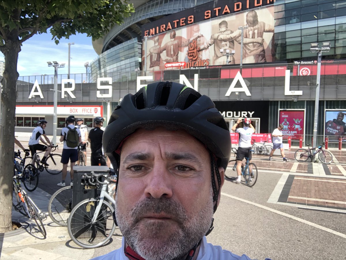 ShugPorter's tweet photo. @Arsenal #roundthegrounds @LymphomaAction https://t.co/UdS5pNmoYp