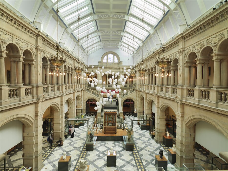 Kelvingrove art gallery and museum in Glasgow