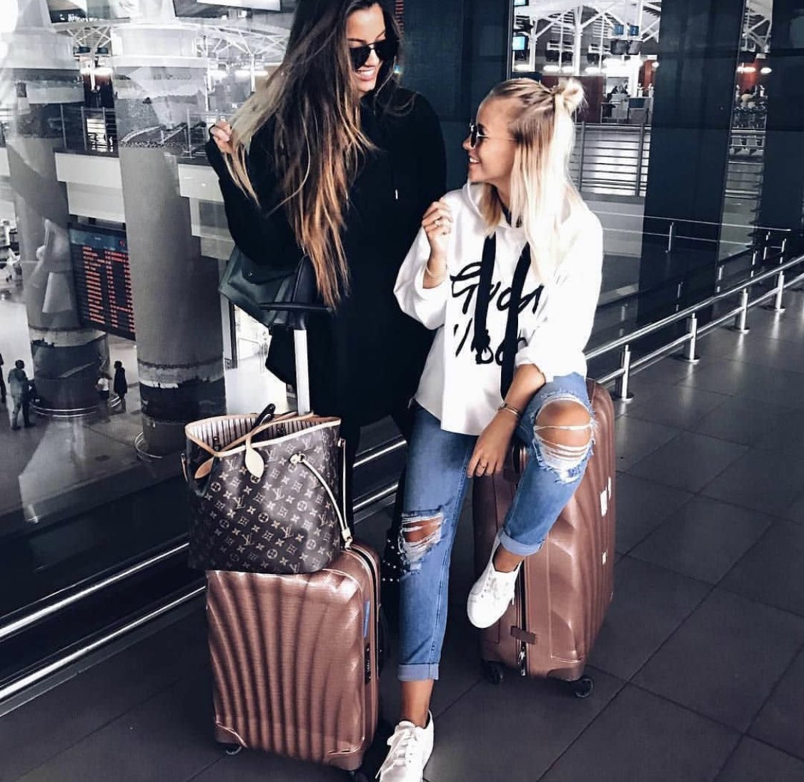 immalethallust's tweet photo. Fly @loveagcinn @_keniarp @dreamchanneI  @DebbyRyanrpdm  @LorenaRpg_ @elegancv_ @rpwclaudia https://t.co/uXOxDGRVEh