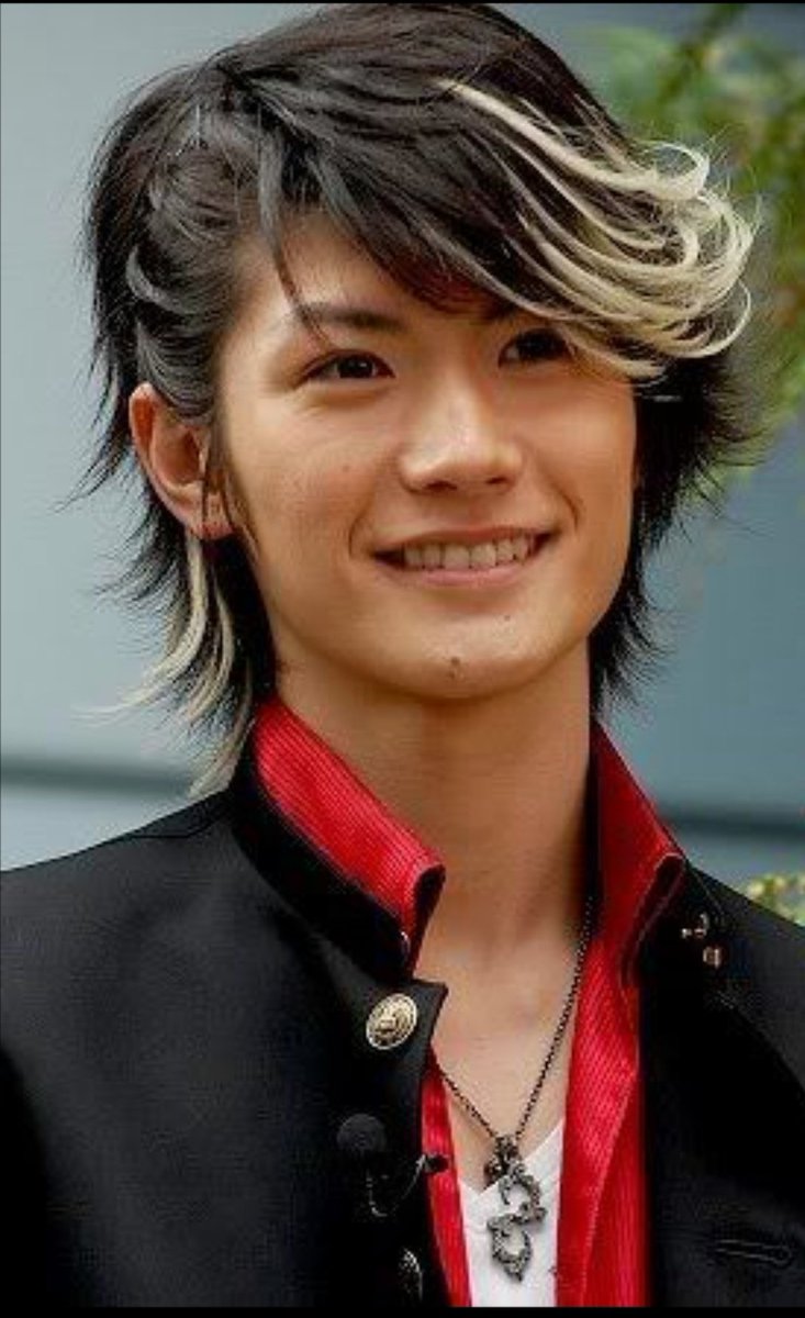 BSinisin's tweet photo. I just can't. I'm so heartbroken right now. I wish that we knew each other so you can talk to me and find comfort in me. I really wish that I was your friend. I hope and pray that you'll find peace where you are right now. Rest easy now angel. #RestInPeaceHarumaMiura https://t.co/nZNpE8JsW7